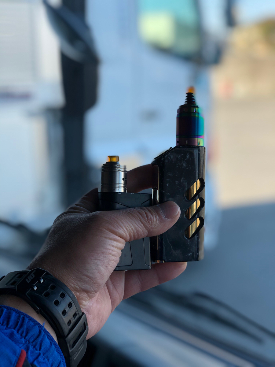 wanri311's tweet photo. 皆さんおはようございます🙇‍♂️
今週も1週間よろしくお願いします😊👍

#VAPE好きな人と繋がりたい #strideVR80 #SIMPLEEX https://t.co/8ldOpJXjkb