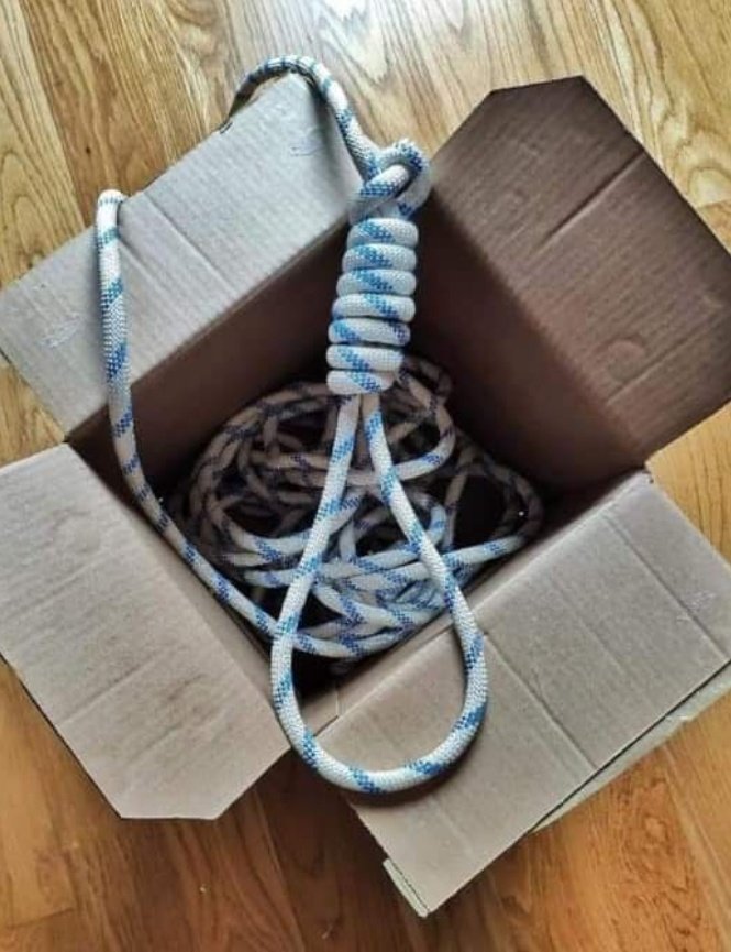 _agibilibus's tweet photo. Al fin me llegó la caja de ayuda del gobierno para personas independientes 😊
#CoronavirusChile #Covid_19 #QuedateEnCasa https://t.co/AWdkFEmhfJ