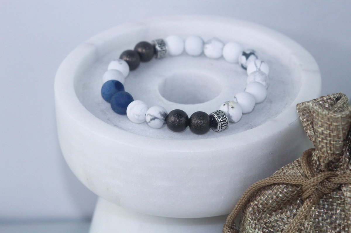ShanMichaelCo's tweet photo. The Shān Michael Co. Signature 8mm Bracelet is now available online @ https://t.co/h2lPZKY6C5. Save $5 when you use code “LOVE” at checkout ❤️ https://t.co/vCmOg4gmbf