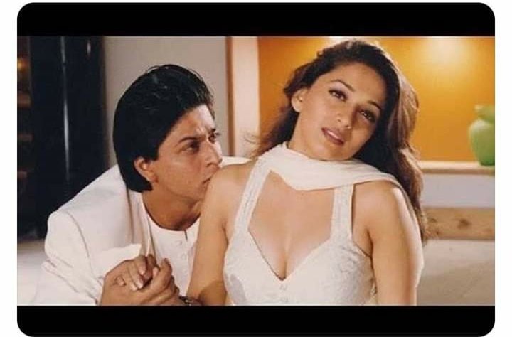anwartabish5291's tweet photo. Online classes are as useless as Madhuri's dupatta in this pic.@ImranKhanPTI 
#NoMoreOnLineLollyPop #WaqarZaka https://t.co/w4tYeqjImM