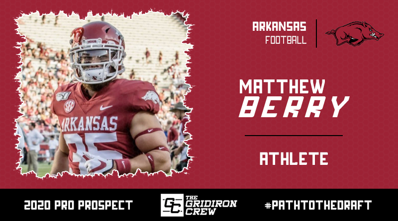 Gridiron_Crew's tweet photo. Scouts, Coaches, and GMs, here are all the reasons why you should focus your attention on 2020 Pro Prospect, Matthew Berry (@fast_dont_lie23), a WR/DB from @RazorbackFB!

#2020ProProspect #PathToTheDraft #NFLDraft #CFLDraft

👀 Read our Interview: https://t.co/a6F09EYTsM https://t.co/hPfPoJVwPd
