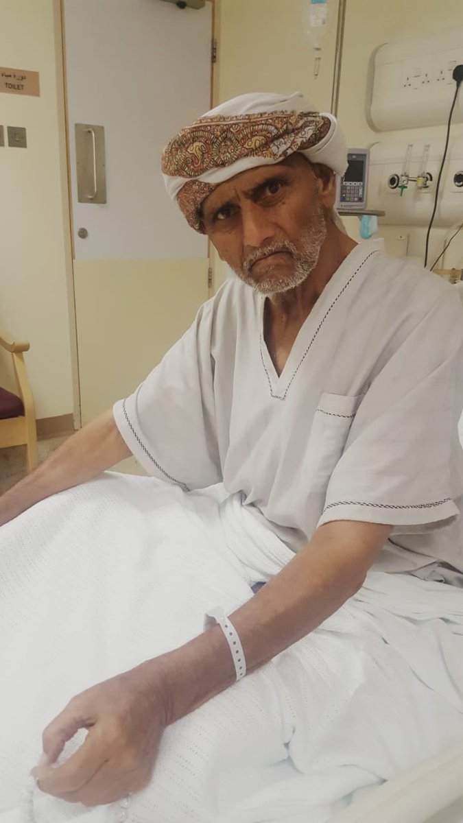 tariqRM's tweet photo. دعواتكم لوالدي الغالي سوف يجري عملية جراحية يوم غدا لإستئصال ورم سرطاني في المستشفى السلطاني https://t.co/1JFvdAX75E