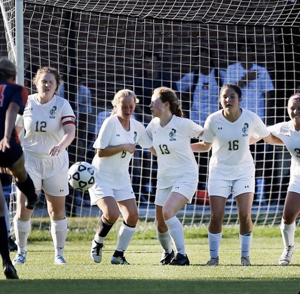 SoccerGirlFC's tweet photo. I’d take a free kick to the face rn to be playing again https://t.co/VOrkadtkdY