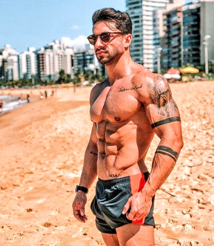 nnevarbeee's tweet photo. İG:jairlopespro
Yaz gelsin artık🏊‍♂️☀️🔥 https://t.co/tYO2C7Vtac