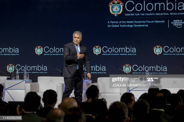 Duque announced that Medellín would host a Centre for the Fourth Industrial Revolution, focusing on  #AI, Internet of Things, &  #Blockchain. Sönmez announced more 100+ corporations/states had joined the Center for  #4IR to co-design & pilot new policies for  #EmergingMarkets.