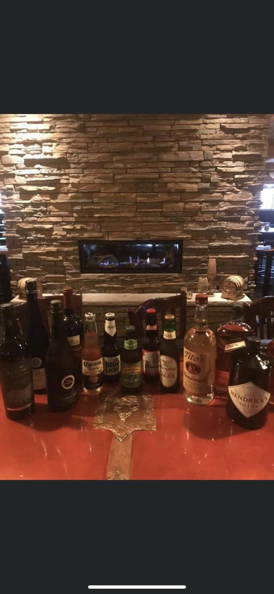 Mr_Dominics's tweet photo. We’ve missed you at our table 
Let us come to your table tonight

Curbside pickup will be available today from 4-8 pm. 
$10 off all bottles of wine
Please call us at 585-598-3988 https://t.co/JssbEyOnRR
