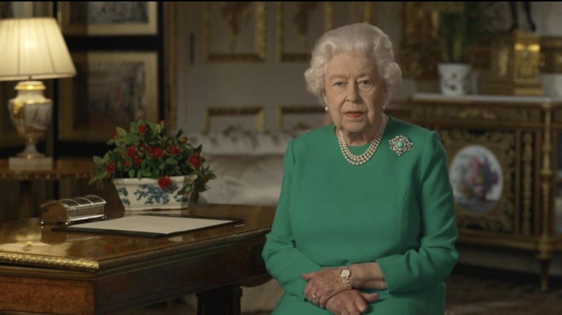LelandSpears1's tweet photo. Proud to have signed my Oath of Allegiance to this Lady #TheQueen #1QLR #LOYALLYISERVE https://t.co/bN6rr0ggyz