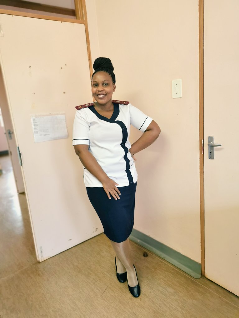 mhlongon08's tweet photo. #ladiesinuniform #lockDownSouthAfrica https://t.co/qDLLE2BnQy
