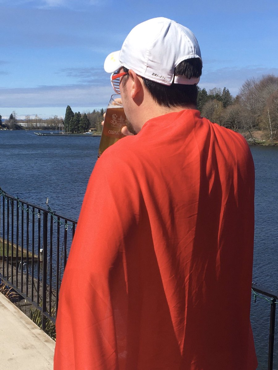 jburtonnews's tweet photo. @emilyburrisTV @MealsWheelsPpl @KelleyKOIN @KOINNews @jennyhKOIN @PDXCarla @AJ_McCord @NatashaKOIN6 @ammarple And leg 5 ends! 🏃♂️🍺 a lovely day to run around Fairview Lake and Blue Lake (with the totem poles) to support a great team and a great cause! 💪 @MealsWheelsPpl! #gtsdr #gtsdr001 https://t.co/ia285AzKdh