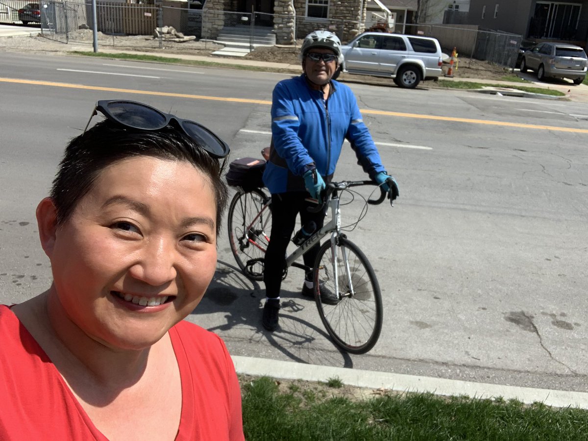 EmilyforKC's tweet photo. We took a great walk in our neighborhood and ran into an old friend. #WeWere6ftApart and it was nice to catch up. Soon we will be able to hug again!
To the kids playing the bear game, I spotted one!
#TeamEmily #Emily4Mo #StayHomeKC #StayHomeMO #moleg #COVID19 #HydePark https://t.co/jiFbqepjzj