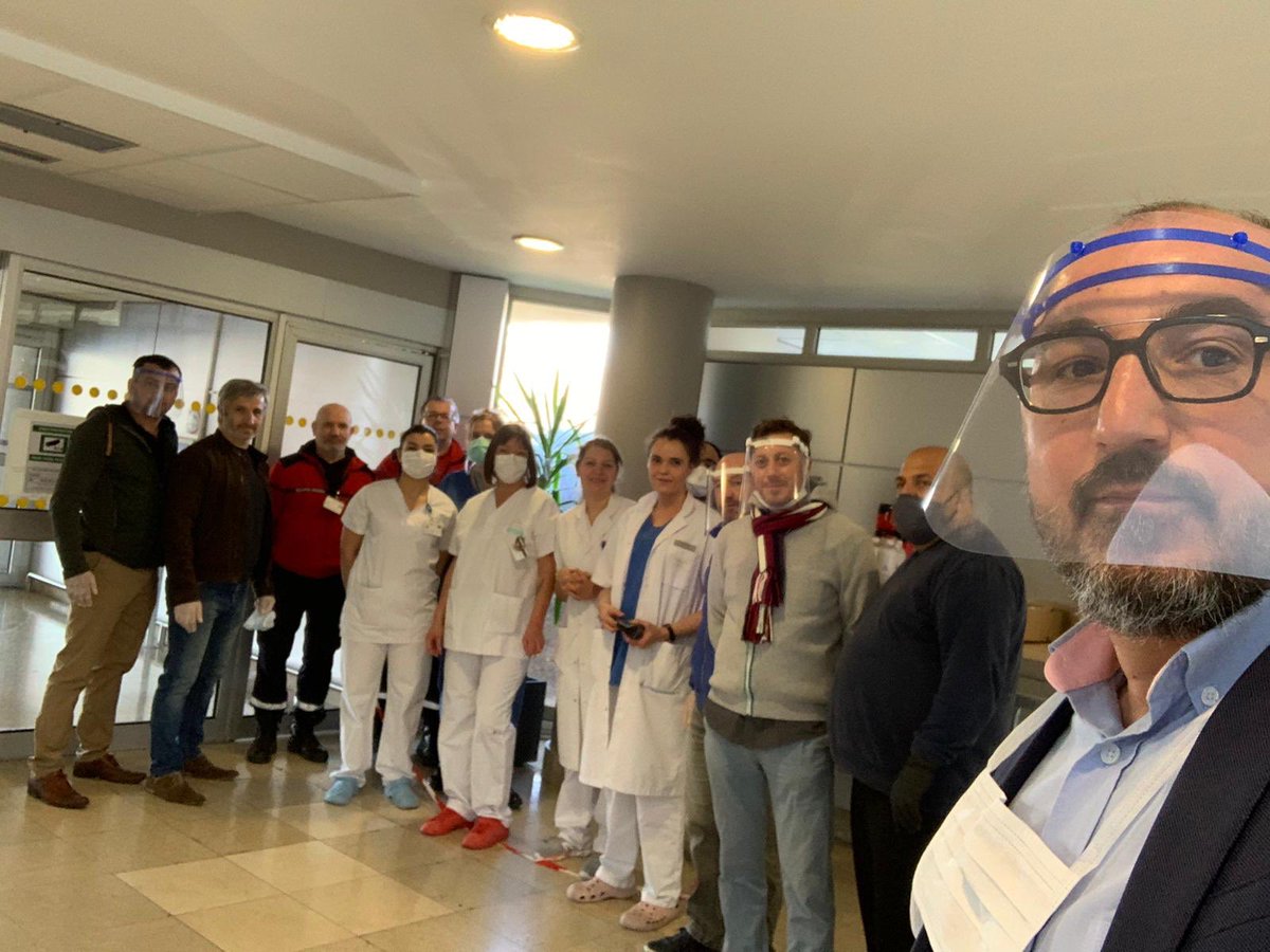 alciIbrahim75's tweet photo. Mobilisation ce jour sur Roubaix, Wattrelos et Tourcoing de la communauté Franco Turc....merci au CCMTF (Comité de coordination des Musulmans Turcs de France) et du TURK Federasyon
500 repas donnés cette semaine aux Hôpitaux, commissariats et Associations. On continue. #CCMTF https://t.co/K8uSbJfsm4