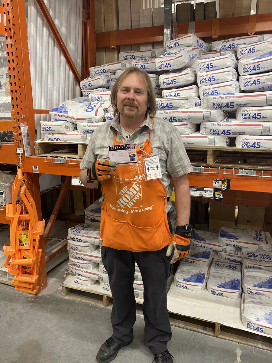 Thank you Jeff for helping out in lumber this weekend. <a href="/jody_delicato/">Jody Delicato</a> <a href="/HauckJenny/">Jenny Hauck</a>