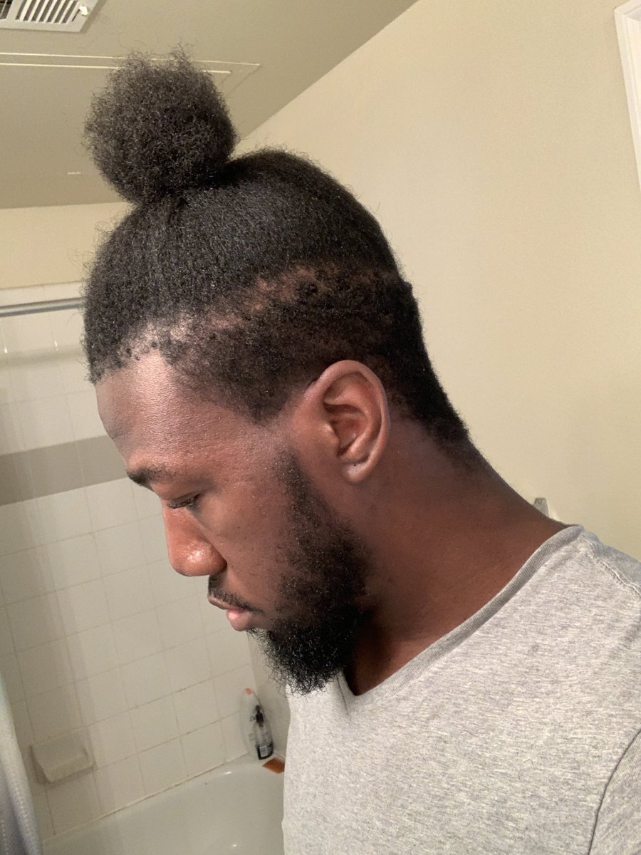 Brandon_Pete's tweet image. PSA!!! I haven’t had a cut or style since Valentine’s Day. We’re all in this together. Lol. I won’t be doing any house calls simply because it’s counterproductive to stopping the spread. #stayhome #learnhowtocook