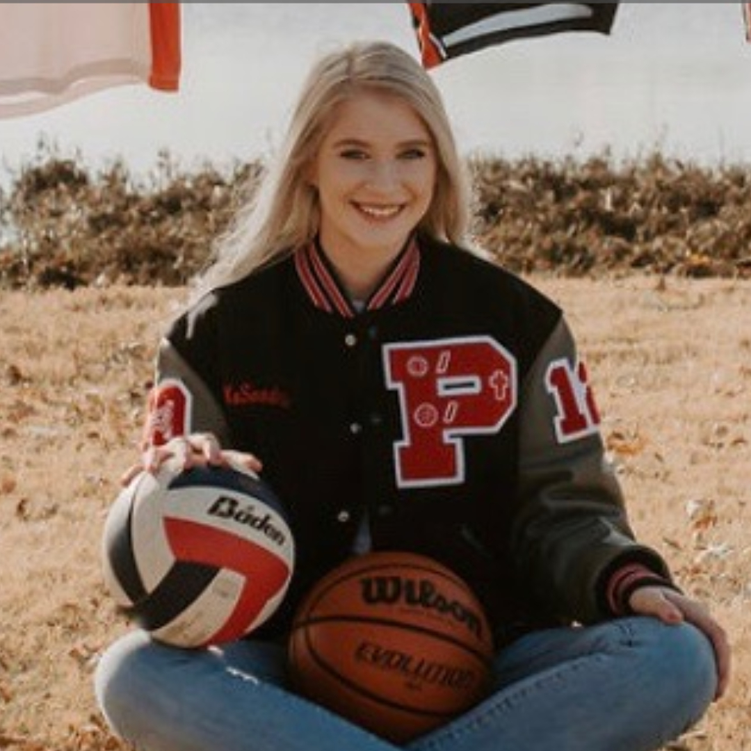 VYPEOK's tweet photo. Ponca City's KaSandra Lyons – Athlete Spotlight Presented By @EquityBank

https://t.co/oWIWcC0tnf #okpreps https://t.co/FE3awX8F0E