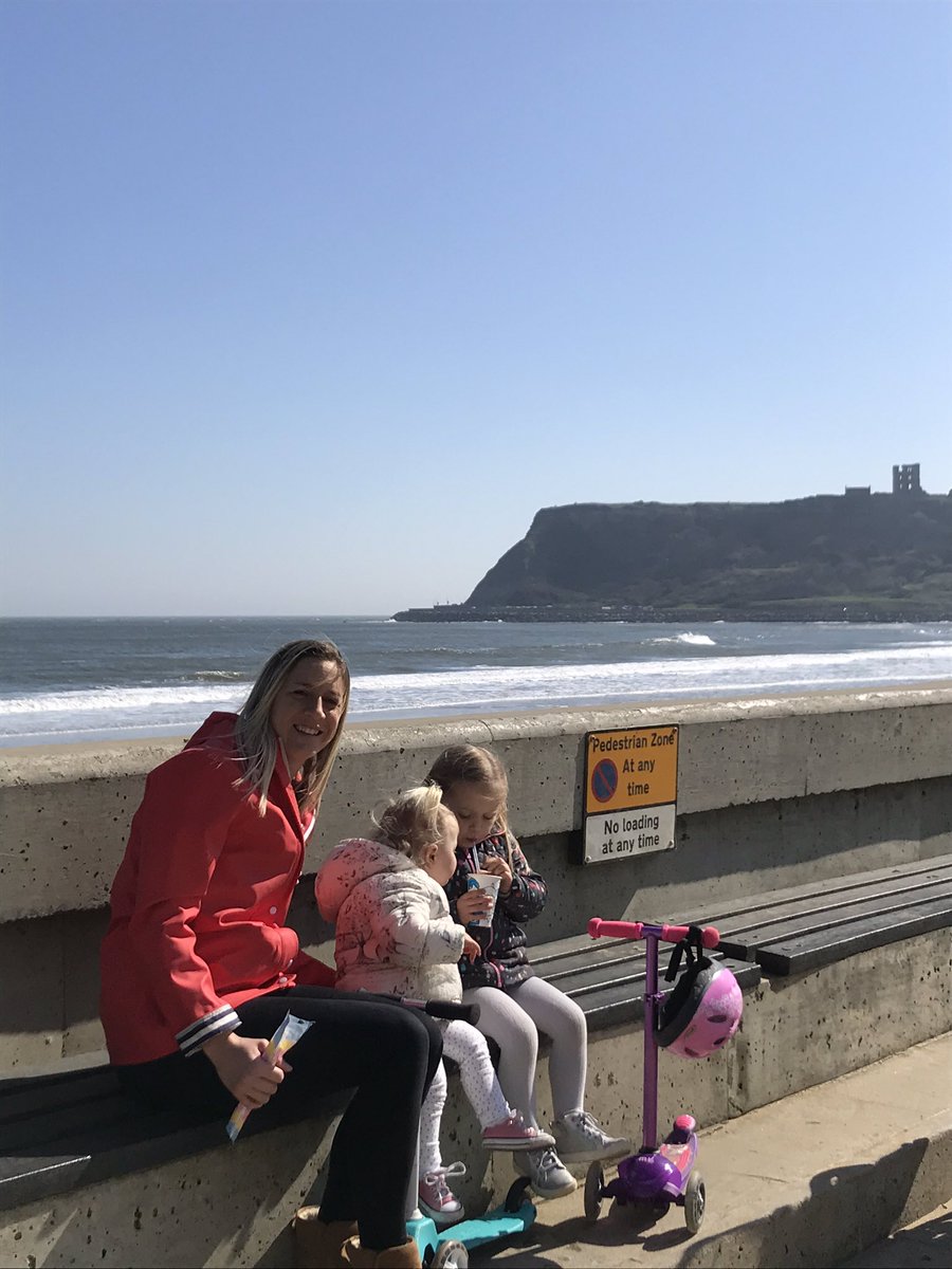 hampton696's tweet photo. Out for our exercise today! Loved seeing the sea again! Neve seen north bay so quiet!#StayHomeSaveLives #IsolationLife #NHSThankYou #Scarborough https://t.co/vWJ0yBXrod