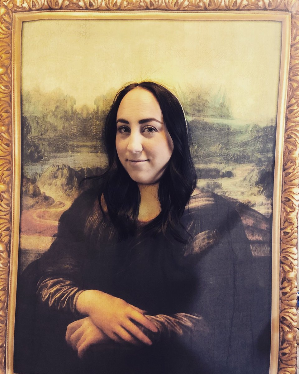 ArtTeacherAnnie's tweet image. Oh yah know just hanging out. #boredartteacher #monaengelmann #toofun #watchoutihavetoomuchtimeonmyhands @NorthScottEWES