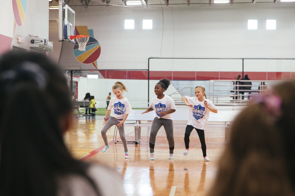 MavsAcademy's tweet image. Know any great dancers? Tag a friend who can move 👇🕺💃