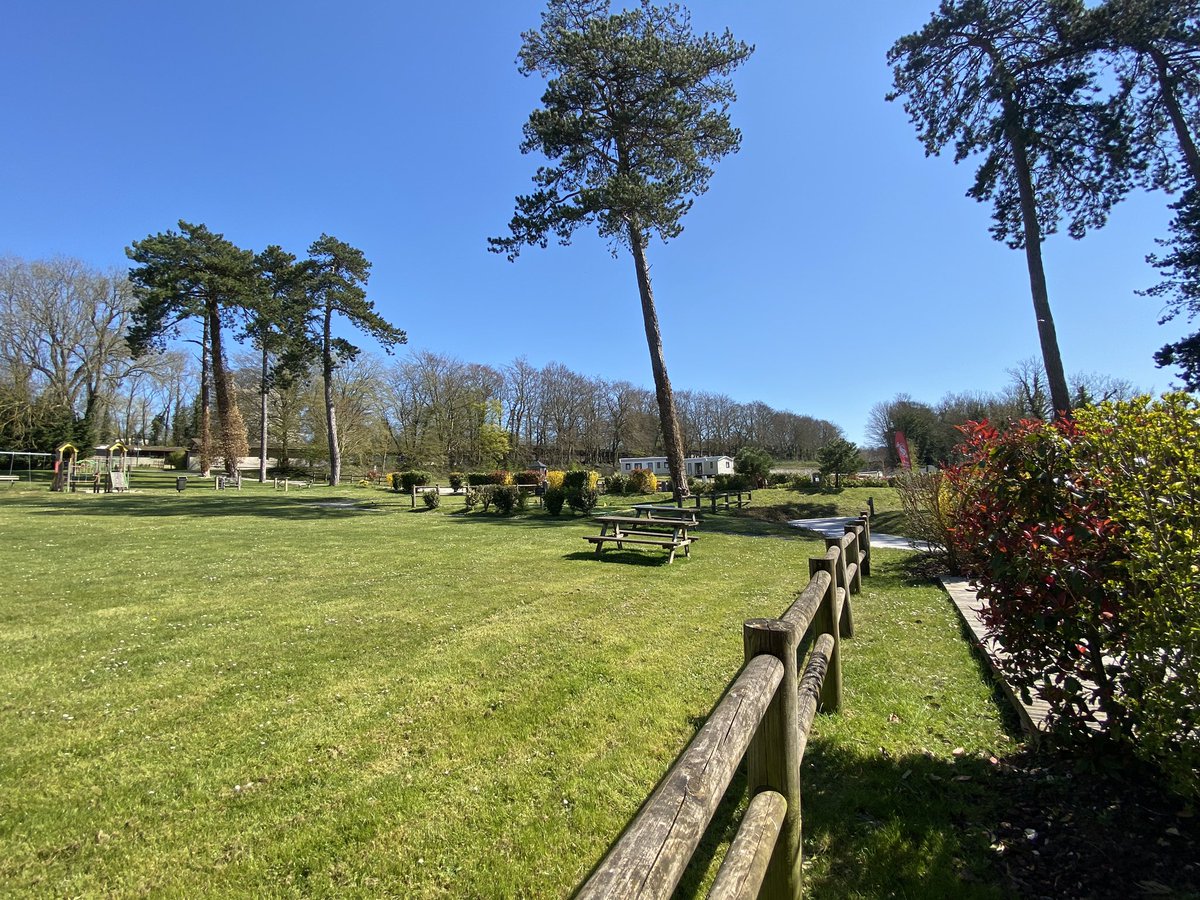 campingtilleuls's tweet photo. Par une si belle journée de printemps ... en confinement ! https://t.co/oMByO1cqb8