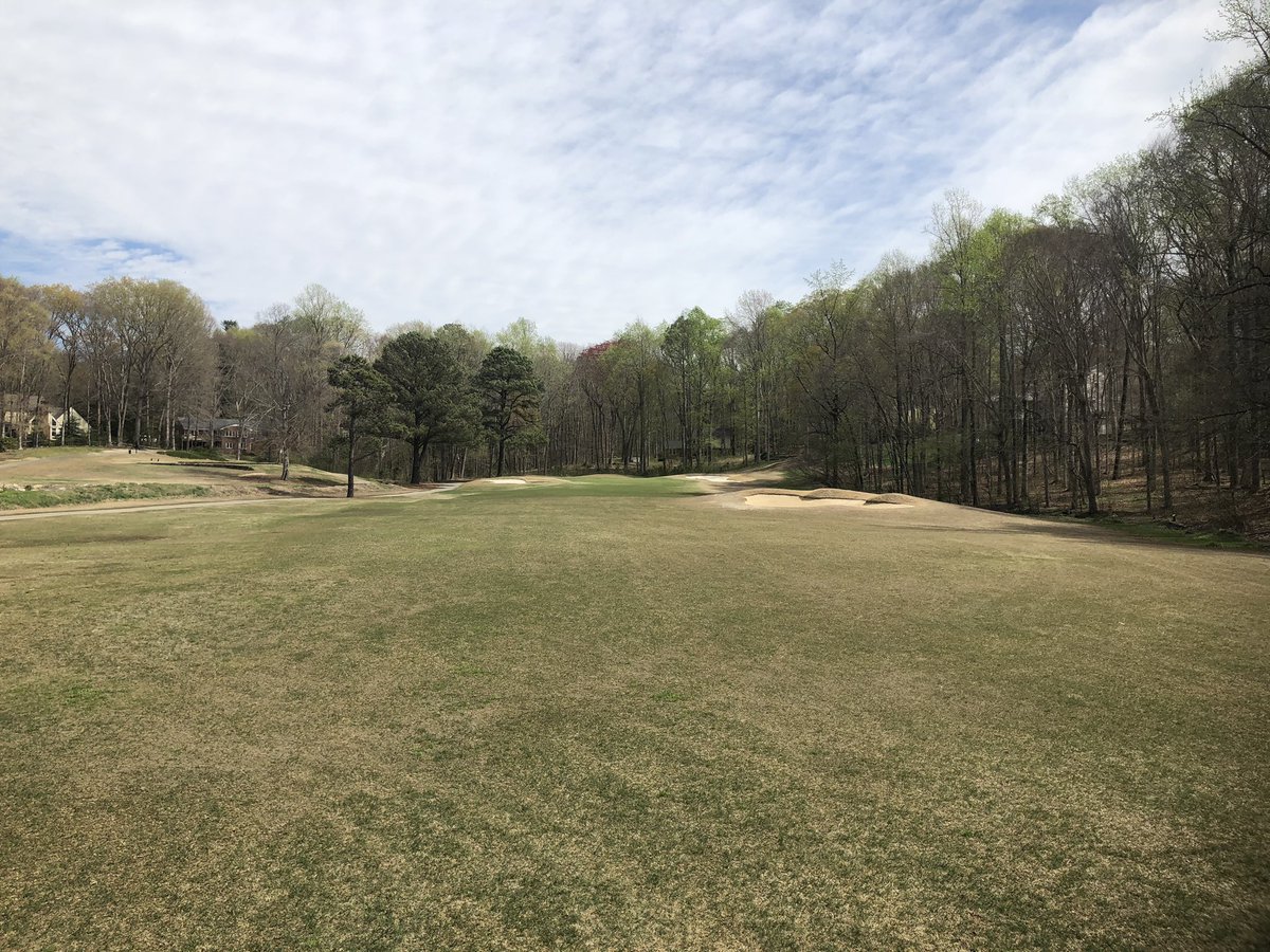 StonehengeGCM's tweet photo. It’s apparent that the covid-19 pandemic hasn’t effected spring green up of warm season grasses on property.  Don’t know if I’ve ever needed to mow in March.  However, the GCM staff got our first cut on all tees and fairways this week. https://t.co/ToL5GzRMWa