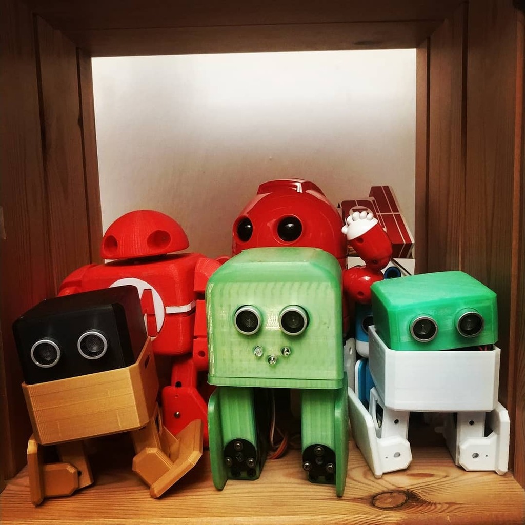 OttoDIY's tweet photo. Another week gone of fun with #ottodiy robots which of these do you want to see more often?
#tito #robot #makeytherobot #makerfaire #makey #makeybot #bipedrobot #instadaily #hacking #thingiverse #Wikifactory #3dprinting #edtech #toys https://t.co/is992vv3Xe https://t.co/Z3Ht6ySVHW