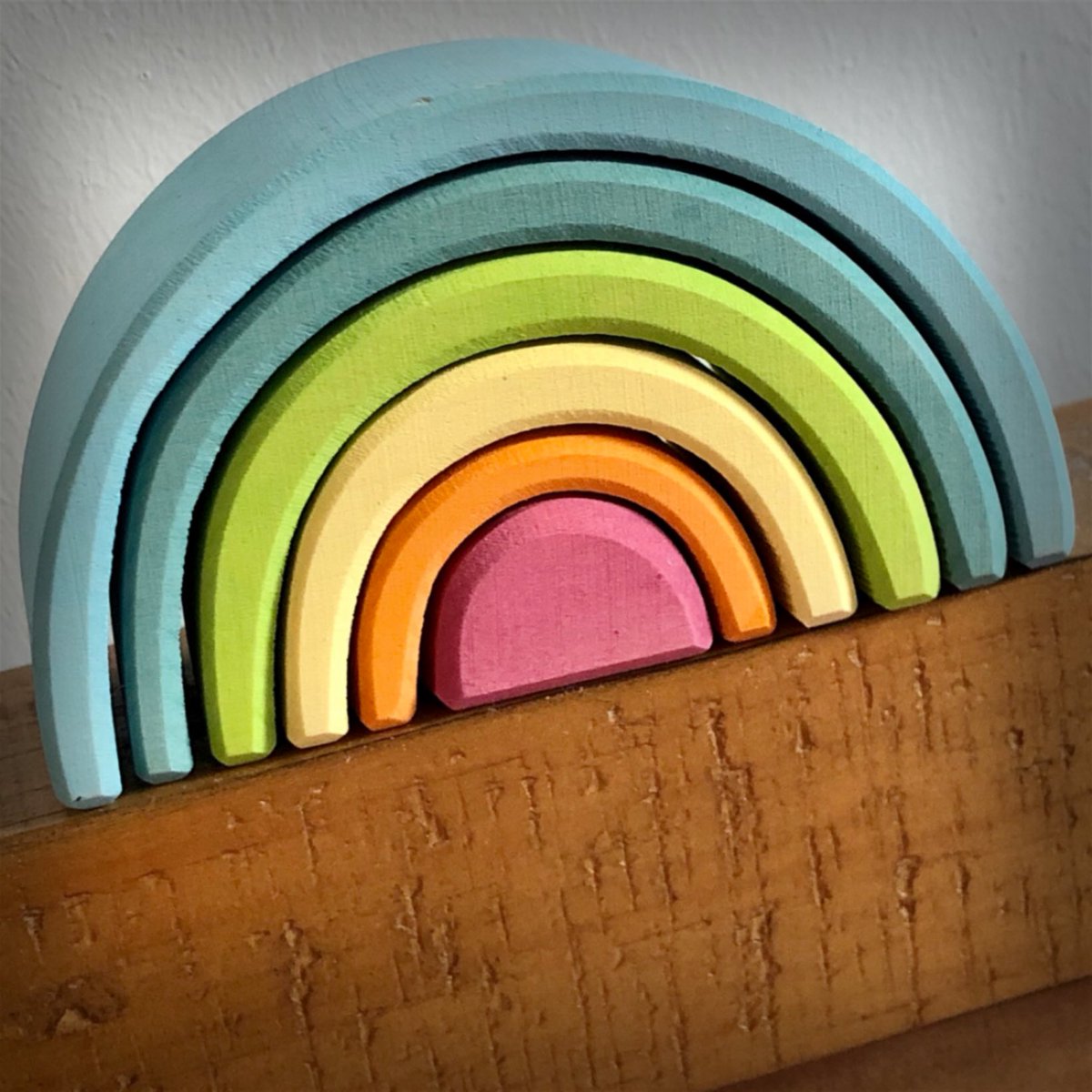 Our beautiful #grimmsrainbow from <a href="/weareKIDLY/">KIDLY</a> #iamkidly #ThankYouNHS #StayHomeSaveLives #rainbow