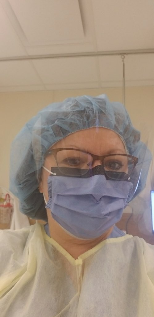 bobcaygeonstrng's tweet photo. One of many of our communities brave nurses @RossMemorial ready for patient care!
#coronavirus #SundayMotivation #FrontLineHeroes https://t.co/IEzbep1Bl9