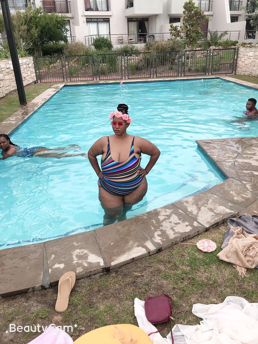 Theflyawayz's tweet photo. #Ladieswithbikinis
#faceoflachocolata #fattiesnmonies #plussize #plussizelife #sdudlafabulous #sdudla #fullfigure #sdudlanation #misglitz #keepingupwiththeglittering #keepglittering #thickmadam #thickdolls #GirlsTalkZA #bikiniwear #swimwear https://t.co/w33QafRdxQ