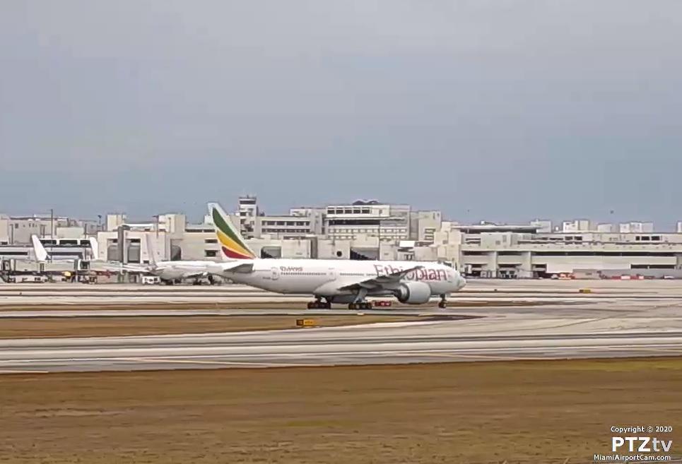 AirportWebcams's tweet photo. Ethiopian Airlines Boeing 777-200LR ET-AQL just landed at Miami from Washington/Dulles, having departed London Heathrow yesterday. Mission unknown - possibly connected with cruise ship passenger repatriation.
https://t.co/oiCaNUf6pi
(c) PTZtv

#Covid19 #coronavirus https://t.co/v4LJjeMako