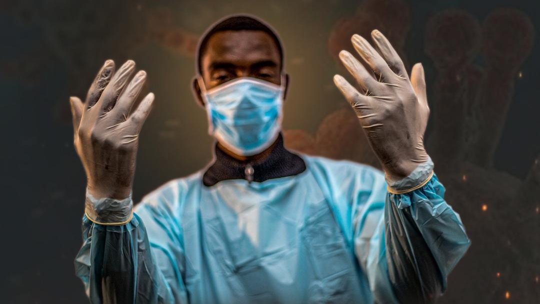 lebonkasamira's tweet photo. À travers le slam "enCor on a virus", l'artiste @MubimbiHenry de #Goma #RDC présente le danger que l’on court si seulement on ne respecte pas les règles d’hygiène, les gestes barrières... pour endiguer, stopper la chaîne de propagation du #covid_19  
Plus👉https://t.co/9jxgk8Jhs6 https://t.co/8x1c2Hr3Ir