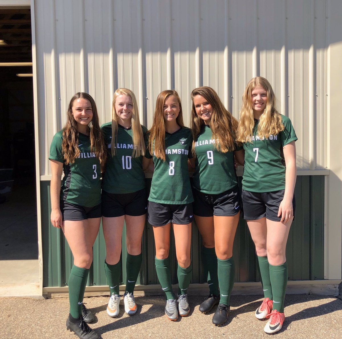 WHSgirlsoccer's tweet photo. Each day this week we will honor our five seniors: Brynna, Katelyn, Abby, Bailley and Sydney. So stay tuned for each players Senior Spotlight!  @WillyAthletics @willysection @abbytuggle_ @BailleyKluisza https://t.co/mv4HaBdK1R