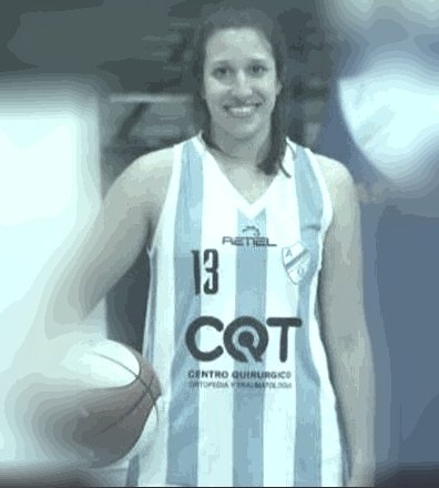 MatedeCristal's tweet photo. 🏀Hablame de sentimiento...
La historia se sigue escribiendo desde Don Félix a Vicky y su magia junto al Básquet.
Hablame de los Cabano y Argentino de Quilmes, leyenda de futuro.

#YoMeQuedoEnCasa https://t.co/amp5QuBJ1o