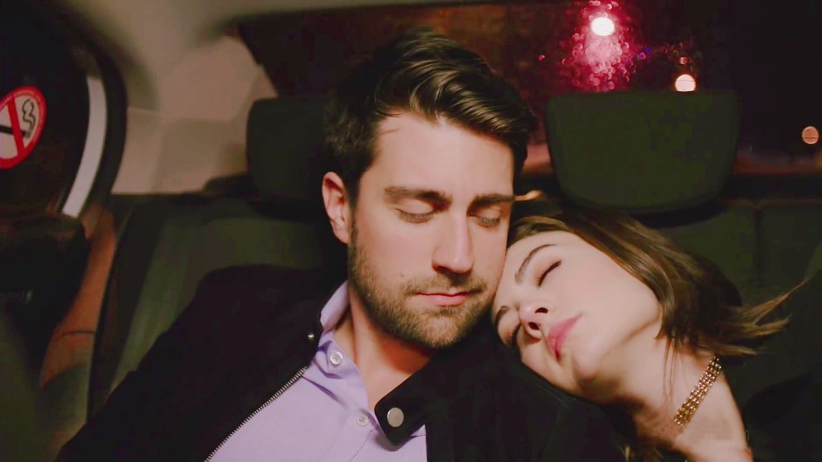 theroseea's tweet photo. Yarım kalmış hikayem var 💔
#BurcuÖzberk #ÇağlarErtuğrul #AyKer https://t.co/M52BYsOhH1