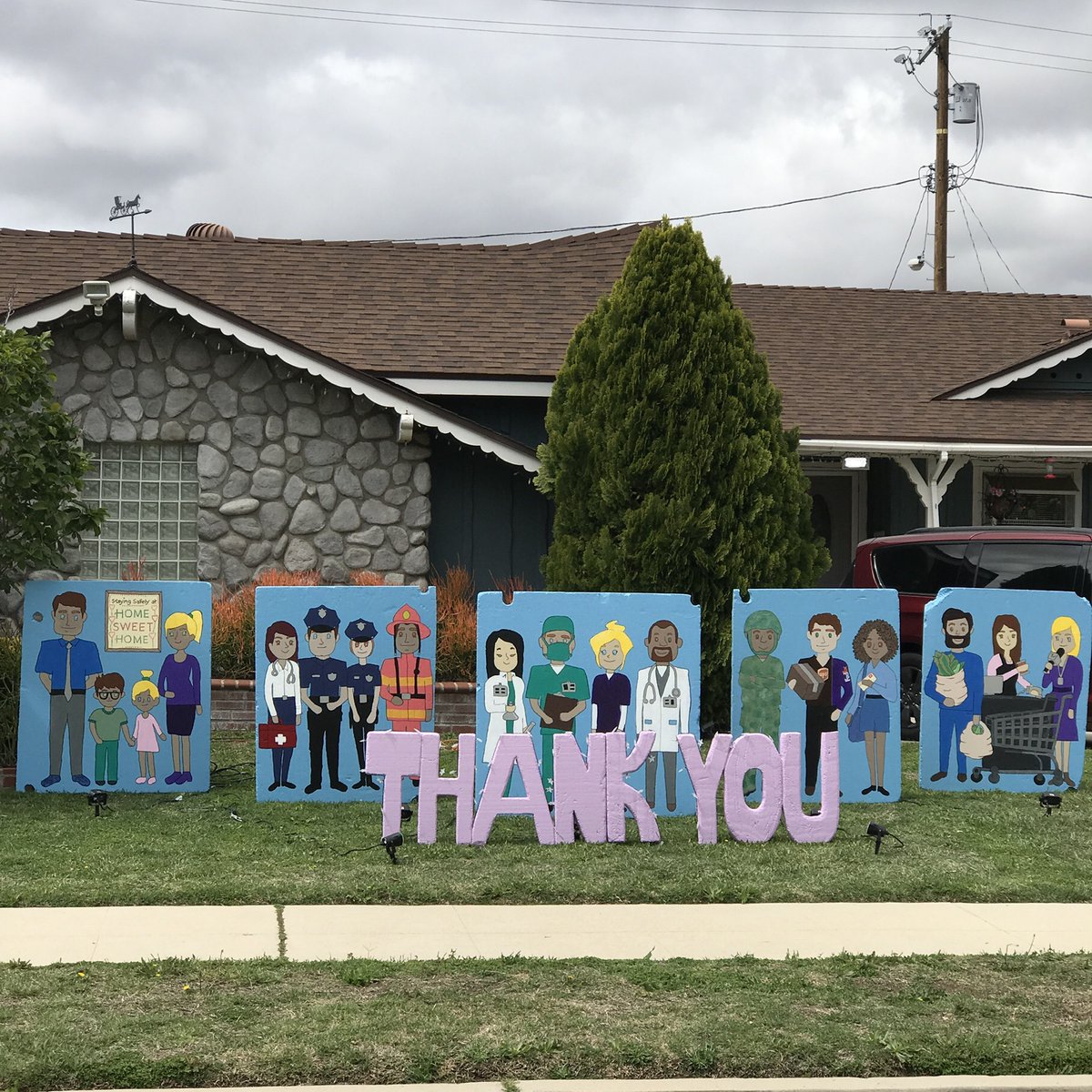 downthefntubes's tweet photo. Saw this on my walk and had to share. Thank you for staying home. Thank you to all essential workers!
.
#coronavairus #covid19 #essentialworkers https://t.co/8aI1wES9ZU