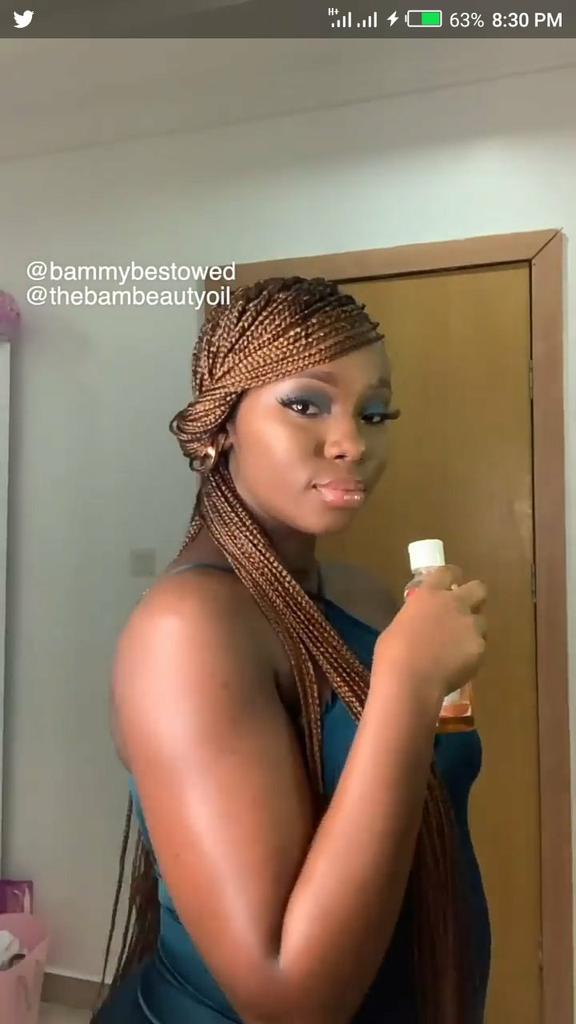 kesiena_lilian's tweet photo. In other news my first female fav is d CEO #BamBeautyOil #BBO peep dat glow👸it's as a result of the continuous use of d oil, 💯 reliable, tested n trusted by millions all over d world
Let me do small aproko, bring ur ear, dats a 1month post-natal glow #YummyMom #Bambam #MamaZen https://t.co/0x3JZQiDLI