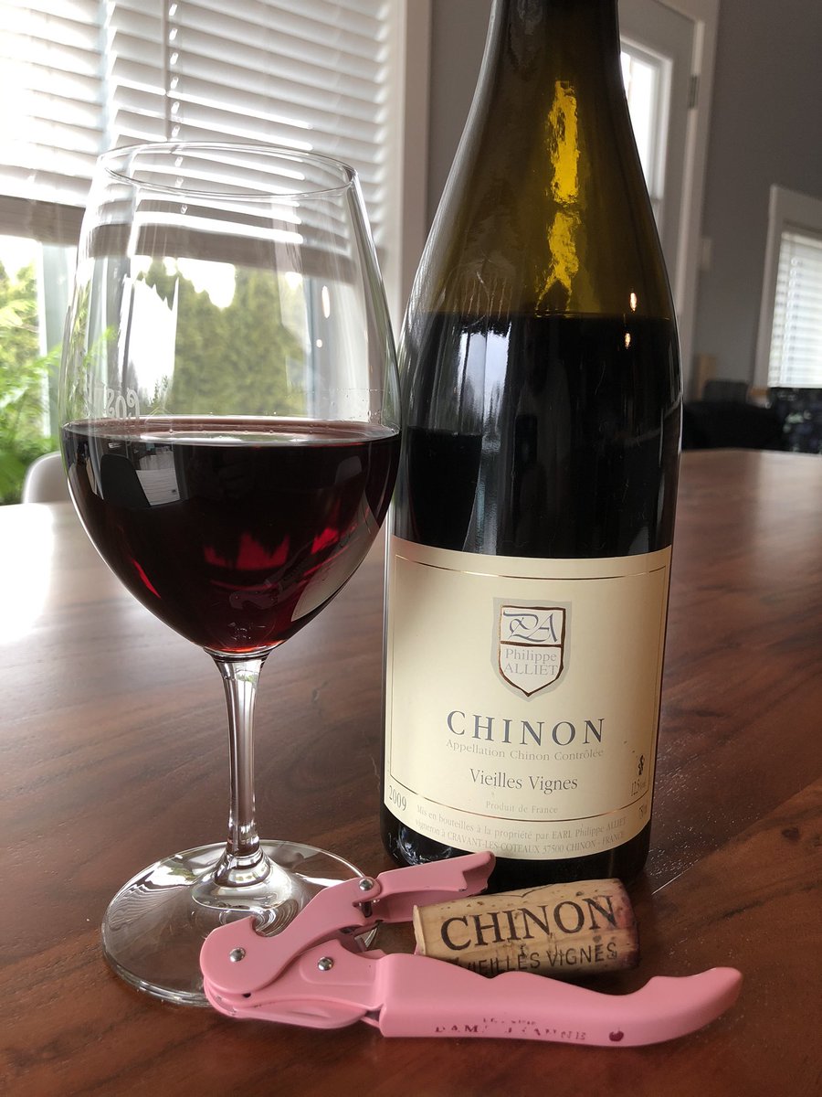 Vin du jour, un Chinon 2009 de Philippe Alliet. Et vous?

<a href="/LaSAQ_officiel/">lasaq_officiel</a> <a href="/maitredechai/">Le Maître de Chai</a> #philippealliet #chinon #loire #cabernetfranc #winelover #wineblog #dansmonverre