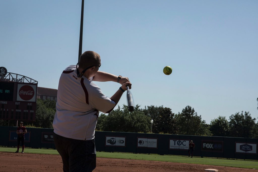 prestonlong_20's tweet photo. Thanks @ericaabujak for the nomination! 

I miss sports more than ever so here are a few candids from the last few years with @GamecockSoftbll. 

@kara_shutt @KaliJoness @lyss_van @ashleyweingartz and @PatrickONealUSC, y’all have 24 hours or donate $20 to charity https://t.co/IhIkDxgb0F