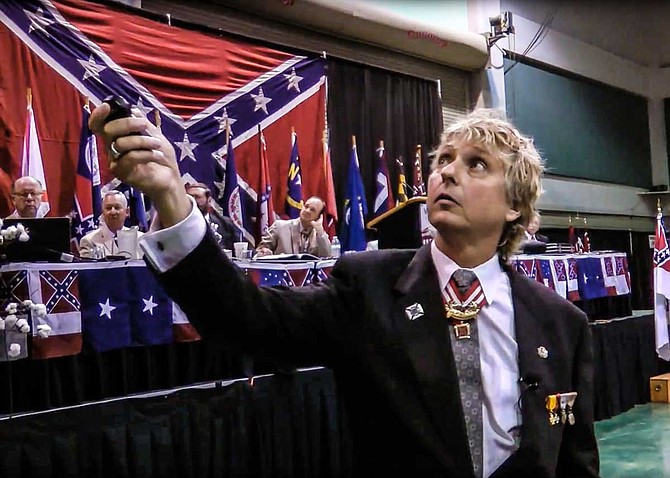 In 2013, Tate Reeves spoke at the Sons of Confederate Veterans' national reunion. Other speakers at the Neo-Confederate event defended the Confederate "cause," recast racist slaveholders as heroes, & one even compared "the Yankees" to "the Nazis." 3/  https://www.jacksonfreepress.com/news/2019/feb/13/tate-reeves-spoke-event-where-yankees-were-compare/