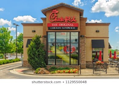 laila_app's tweet photo. 🏖South Region Round 1️⃣🏖
(1) @ChickfilA 
(4) @Bojangles https://t.co/BYMdBjZ52q