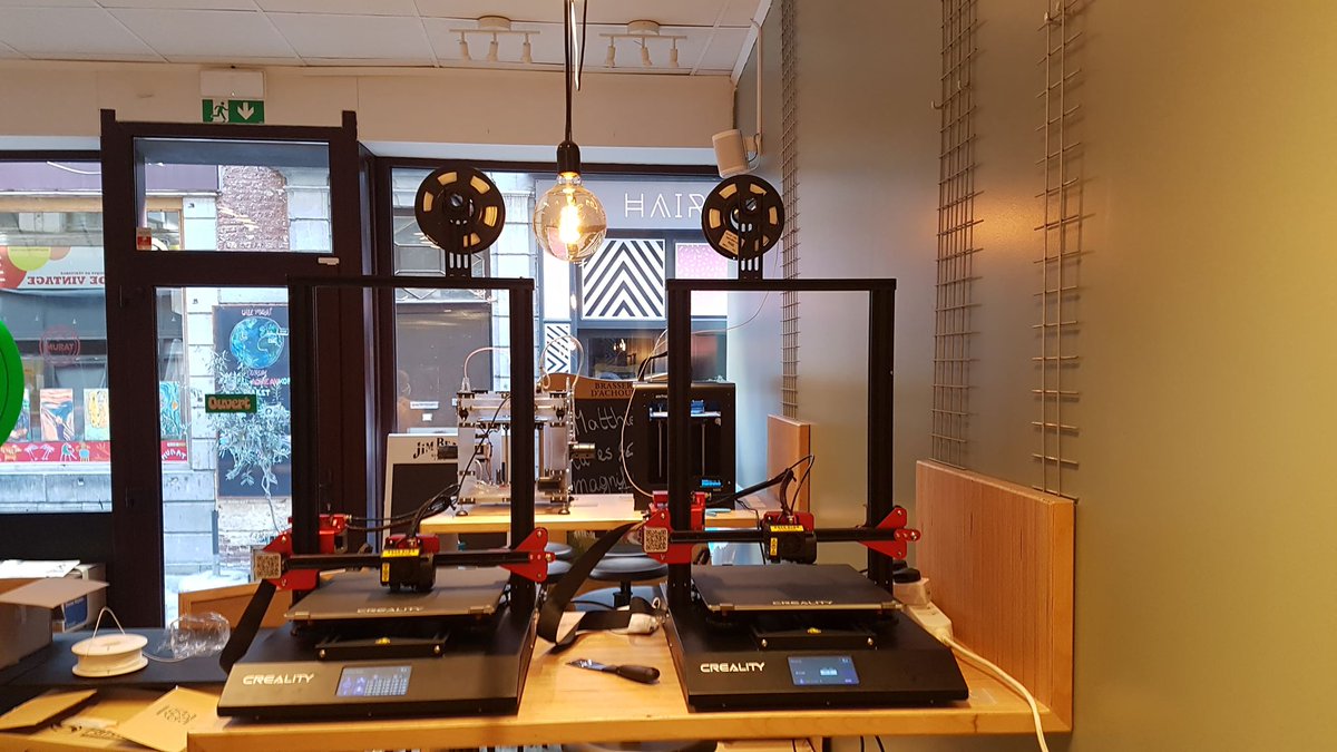 Fin de semaine, <a href="/Deltatecdesign/">DELTATEC</a> nous à permis d'agrandir le parc d'imprimante 3D du réseau citoyen avec deux superbes CR10 S pro de chez creality, nous avons pris le week end pour les installer et les configurer :)