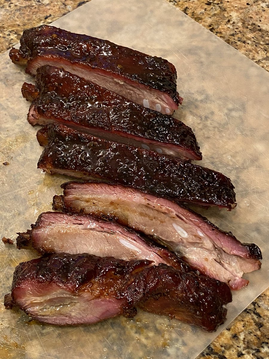 umichsmith's tweet photo. @MeatChurch Pecan smoked spare ribs. https://t.co/h8eptRjsN6