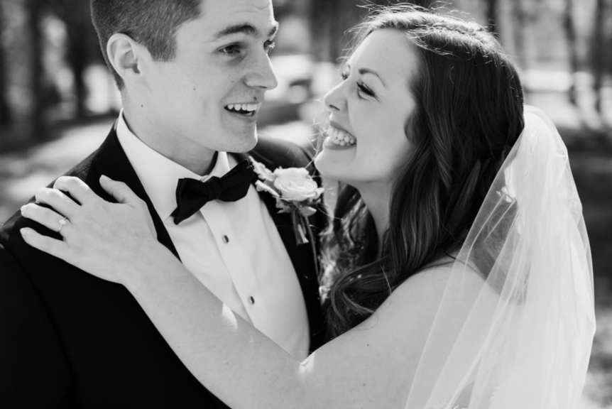 jubileecastent's tweet photo. #HannahKerr Gets Married in a Private Ceremony @HannahKerr
https://t.co/ycFh7xdRJ4 https://t.co/pcjlcI94Ll