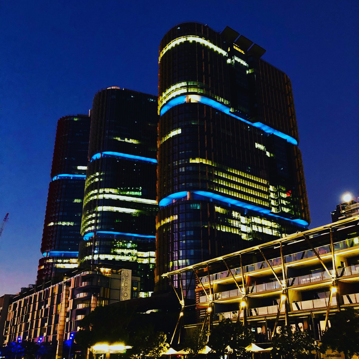 Lighting blue 💙 heartfelt gratitude and appreciation for the frontline from <a href="/IntlTowers/">International Towers</a>  - sending our love for the heroes #firstresponders #doctors #nurses #teachers #essentialworkers #clapforourcarers #stayhomesaveslives #covid19 #coronavirus #usa #uk #nyc #covid_19 <a href="/ausbiztv/">ausbiz</a>