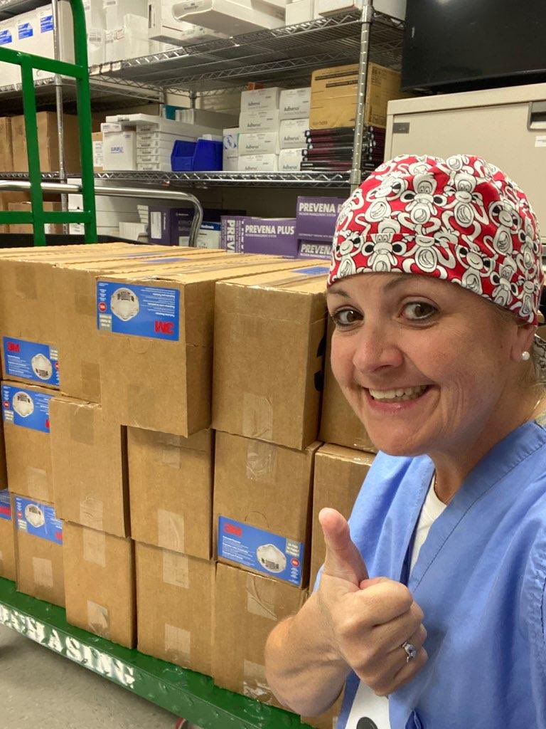 skelleyTHD's tweet photo. Savannah SDC supporting St Joseph/Candler Hospital in Savannah, proud to support our front line medical staff in the ICU, Cardiac Unit and recovery &amp; Operating Room  #savannahstrong @Armstrong5150 @SenterBo @JonC_THD @paullarkinhd @patriciaberrio8 https://t.co/LVvkPGzxho