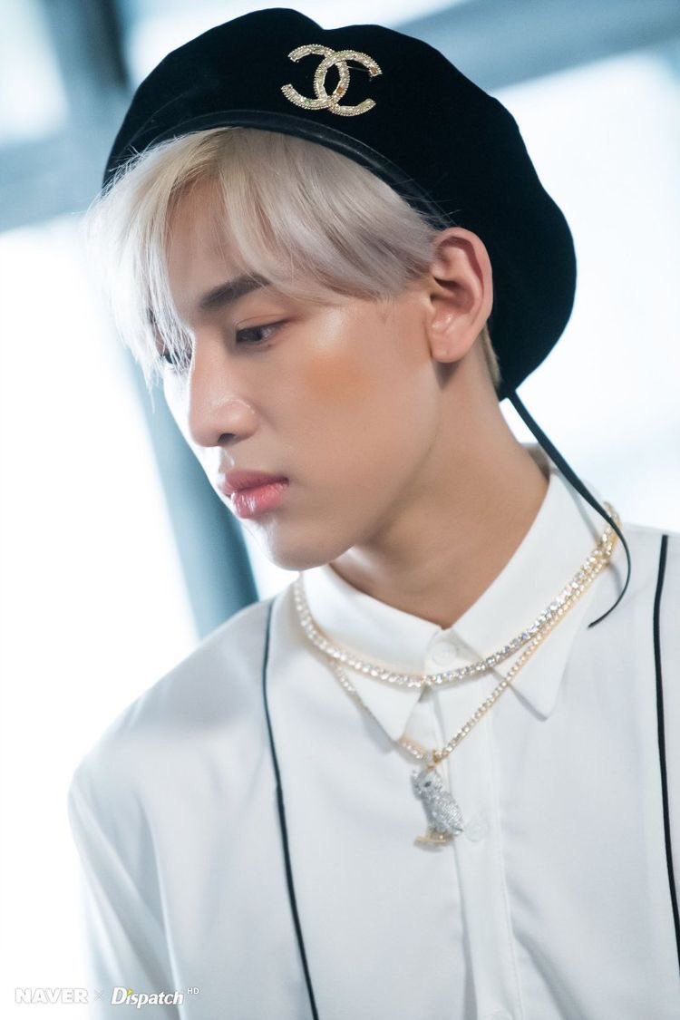 BamBam - The Great Gatsby by F. Scott FitzgeraldAlthough most people asóciate this book just with wealth, the story is deeps and complex. It sheds lights on how intricate relationships between people can be and encourages the reader to value things more.