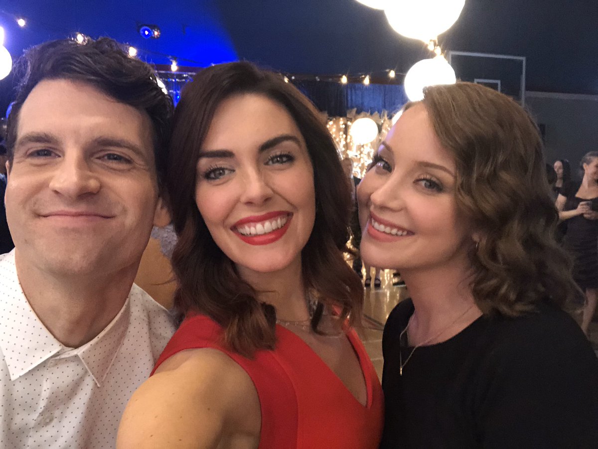 TaylorCole's tweet photo. Cute couple alert #RubyHerring @JamesKot @Teashen https://t.co/Fc7uuTBUsK