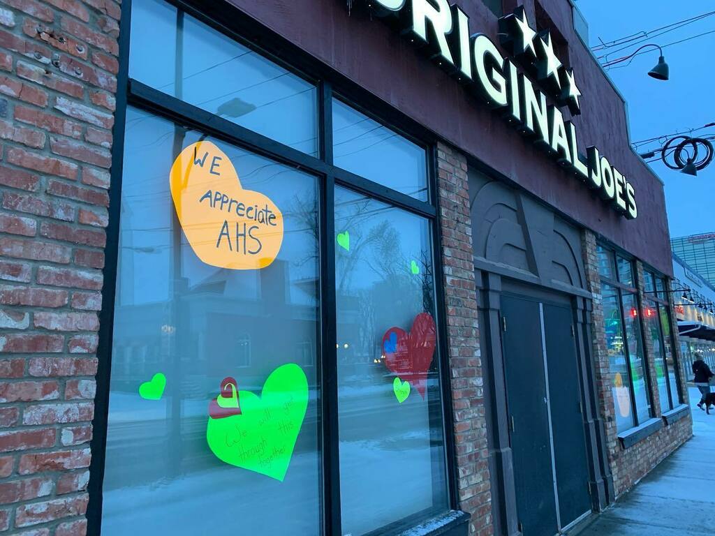 ECHSLions's tweet photo. This awesome! Thanks @albertahealthservices @originaljoes102 🙏 #gratitude https://t.co/vDLDjePg22 https://t.co/jVHQh8mTwq