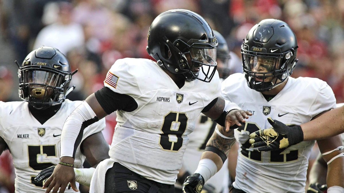 Evan Olaes tweet media