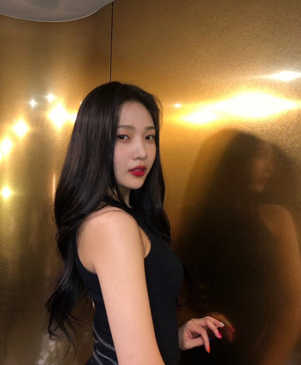 Joy red velvet 2021. Red velvet psycho джой. джой йосавади. инстаграмм джой. Joy red velvet 2021.