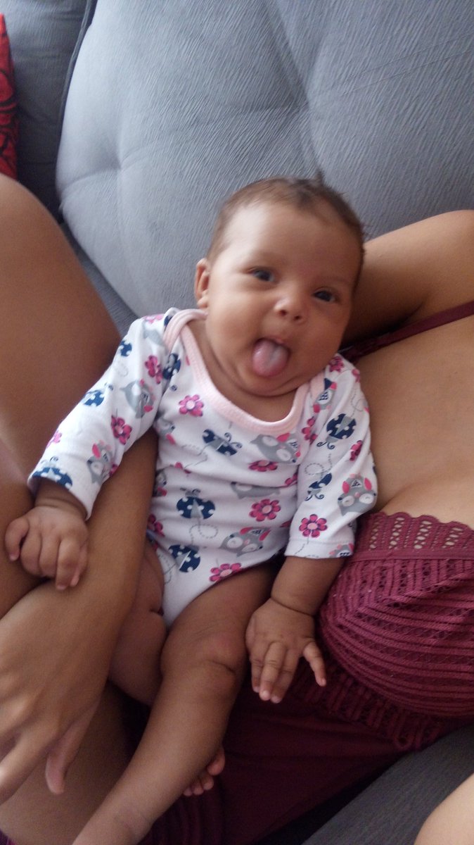 thalimanda's tweet photo. Fiquem com a bebe mais gostosa desse mundo 
2 meses e 10 dias 💕😍 https://t.co/EHjP4kuqYB