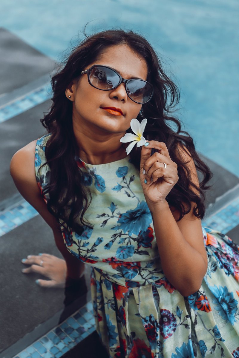 CapturedColours's tweet photo. It was a fine rainy day with the bit of warmness.💕
.
#Trending #rainbowsofhope #Outfits #FashionModel #tealorange #water #CCP #LightItUpBlue #model #flowerstagram #goodday #Salem
.
Shot On : @Canon_India 
Shot By : @_soundar_m_
Edited In : @Lightroom https://t.co/ahqdmcQhzG